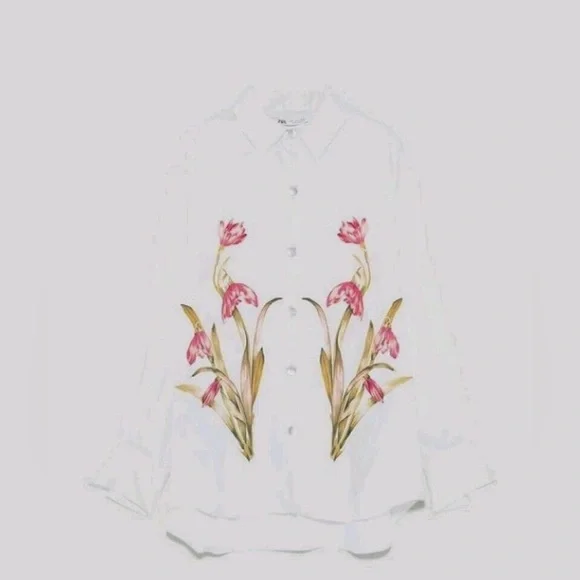 ZARA Floral Blouse - Picture 2 of 3
